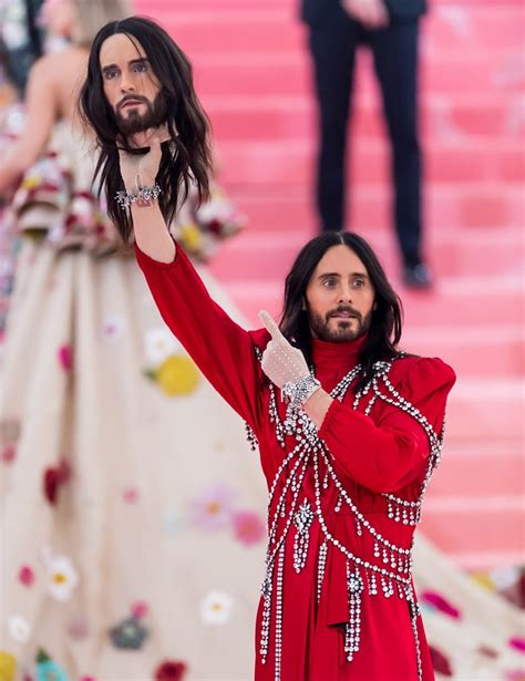 gucci has ugly models|Alessandro Michele Explains Why Gucci Models Carried Heads.